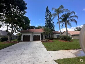 Building Photo - 1326 SW Briarwood Dr