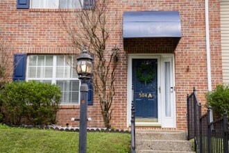 Building Photo - 504A Short St
