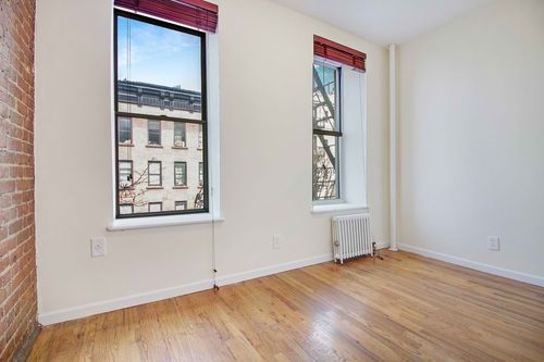 Building Photo - 369 W 51ST St