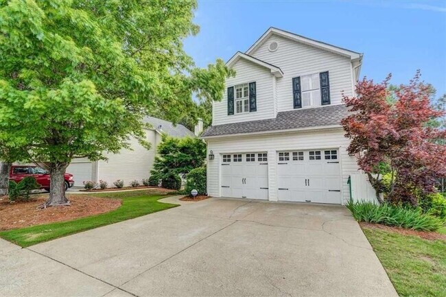 Building Photo - 142 Stoneforest Dr
