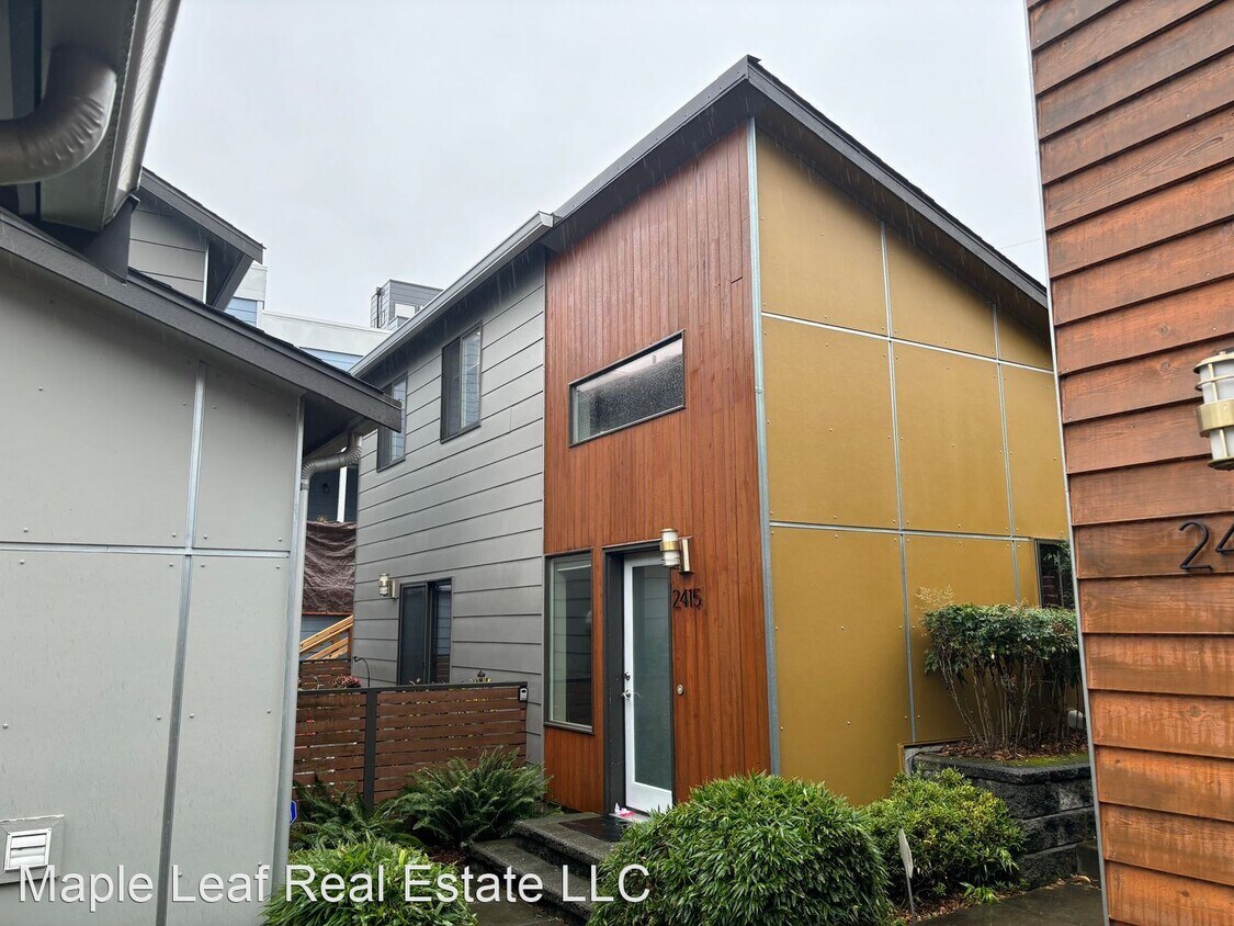 Primary Photo - 2 br, 2 bath House - 2415 S Norman St