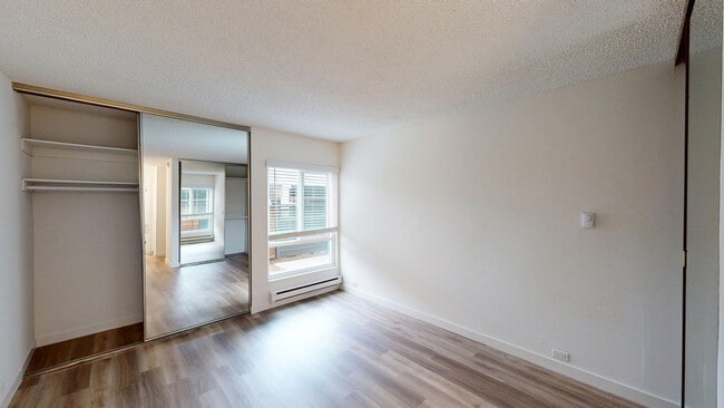 Interior Photo - Eight 80 Newport Beach