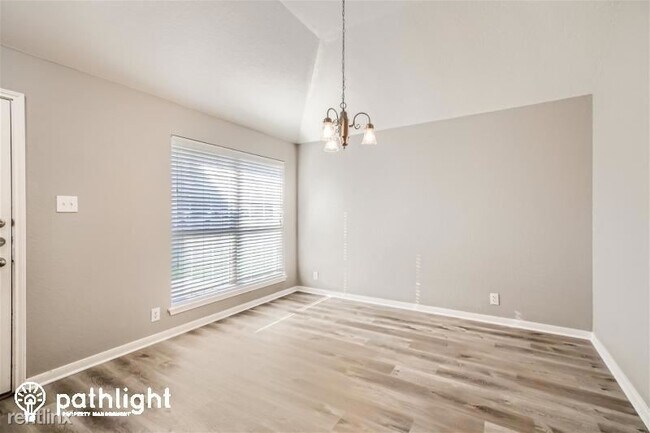 Building Photo - 3 br, 2 bath House - 1714 Coxwold Court UNIT