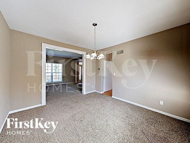 Foto del edificio - 74 Huckleberry Ct