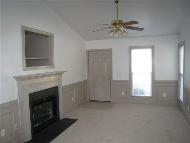 Building Photo - 141 Starling Rd