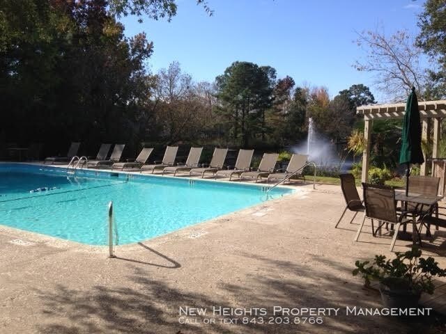 Building Photo - 344 Sandpiper Dr