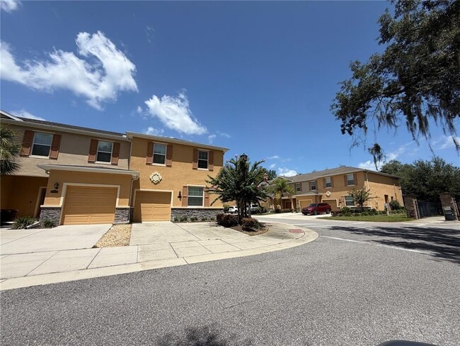 Foto del edificio - 8448 Pine River Rd