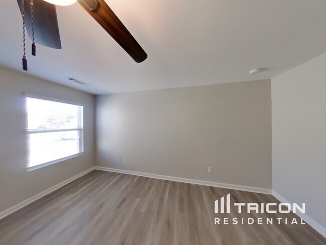Foto del edificio - 2362 Clapton Ct
