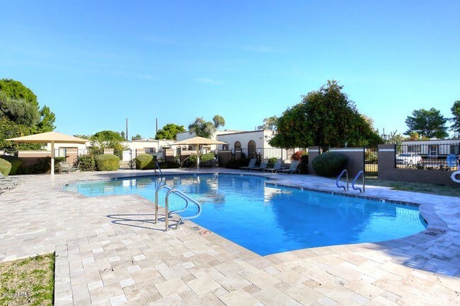 Foto del edificio - 5114 N Granite Reef Rd