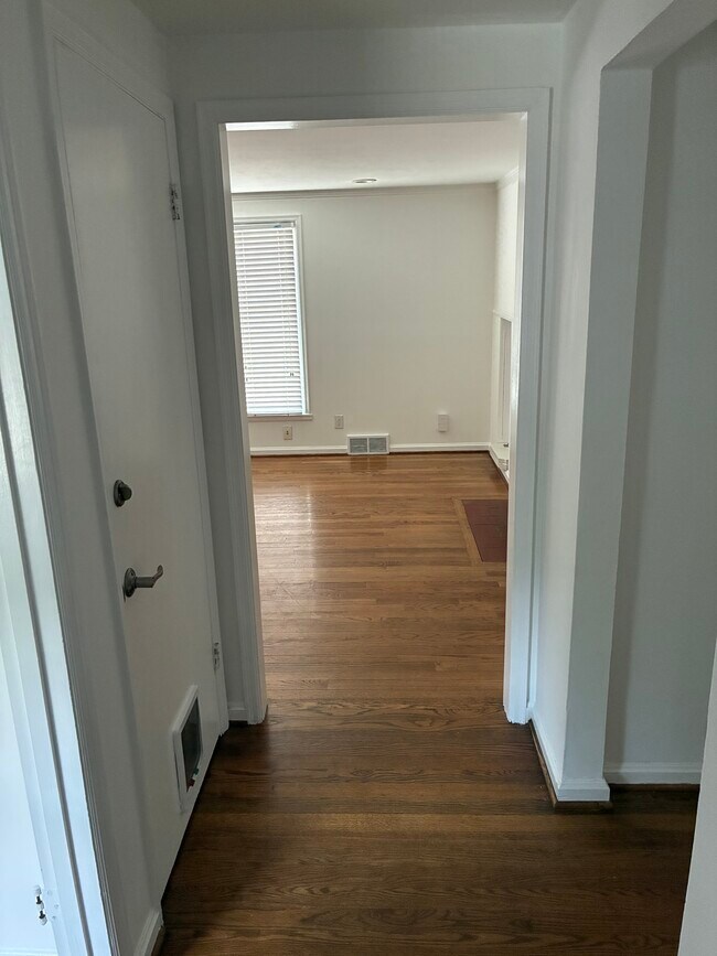 Foto del edificio - 3209 W 72nd St