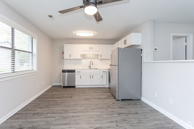 2BR, 1BA - 640SF 2B - Sala de estar - The Avery Apartments