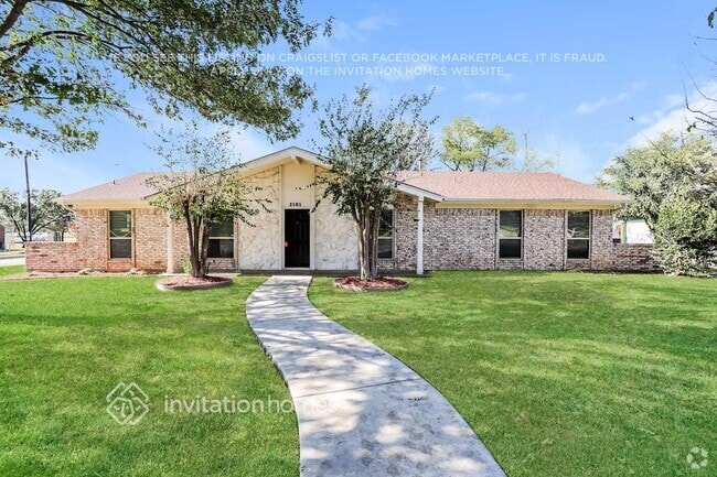 Building Photo - 2101 Colonial Dr