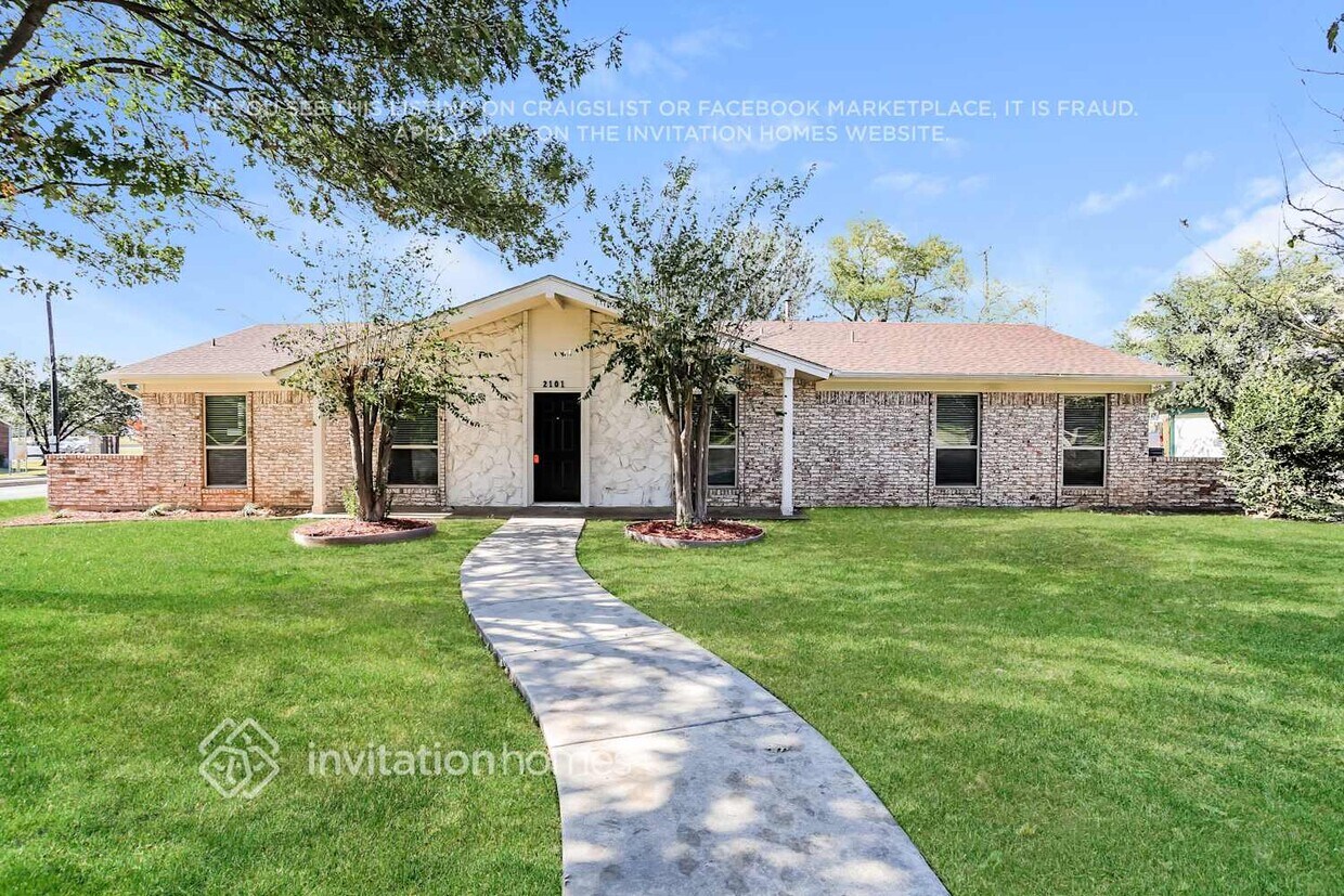 Foto principal - 2101 Colonial Dr