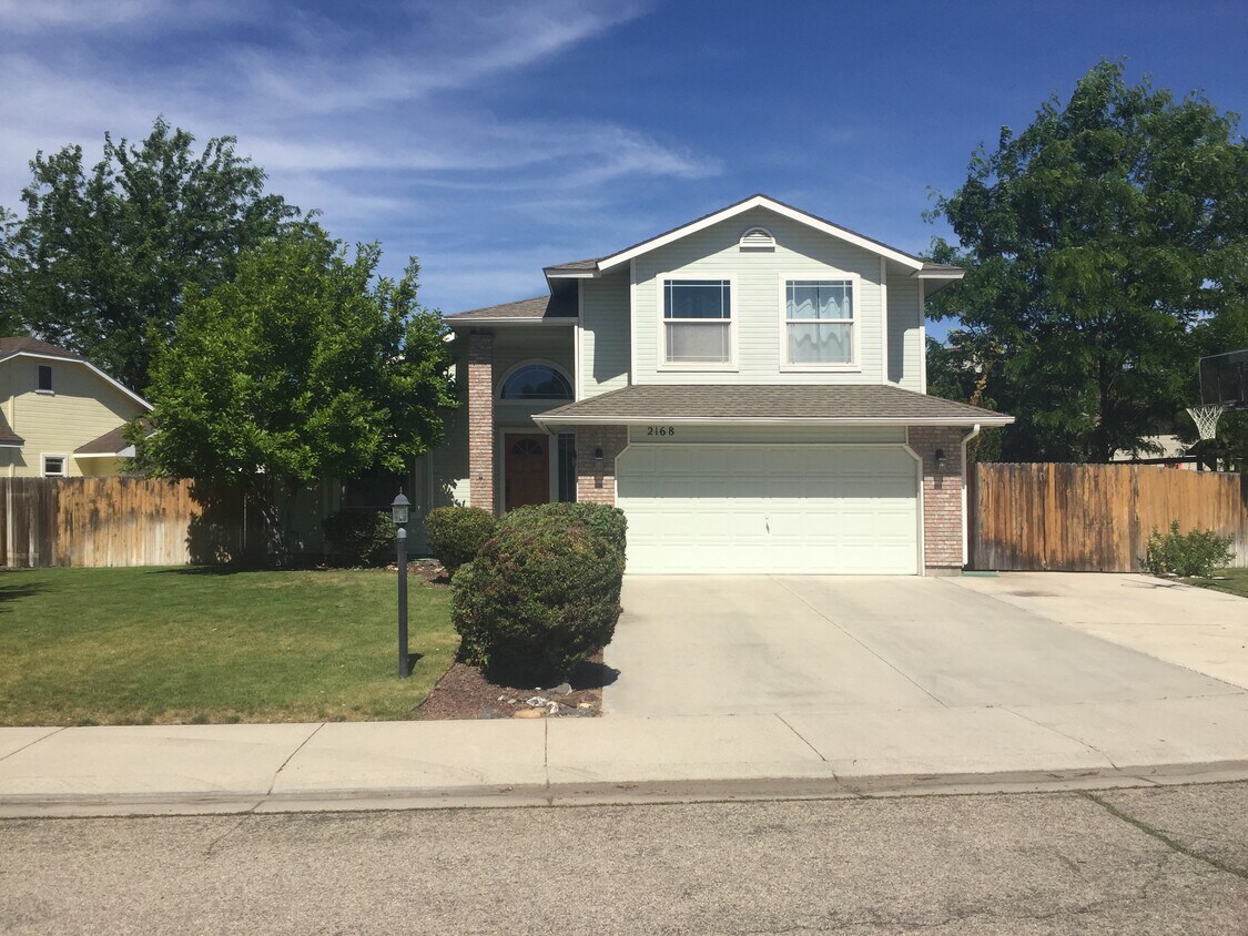 Foto principal - 2168 N Fastwater Ave