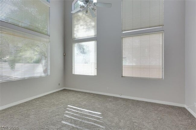 Foto del edificio - 1559 Stone Valley Ave