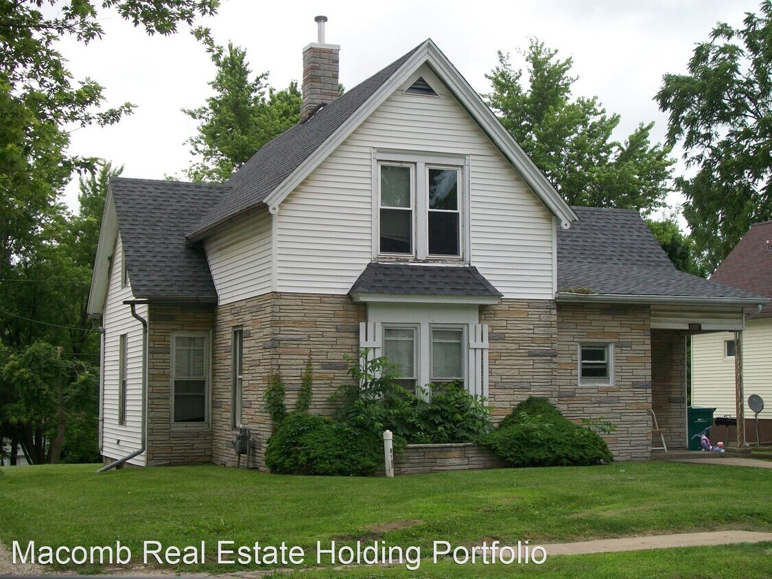 5 br, 2 bath House 430 W Murray St House for Rent in IL