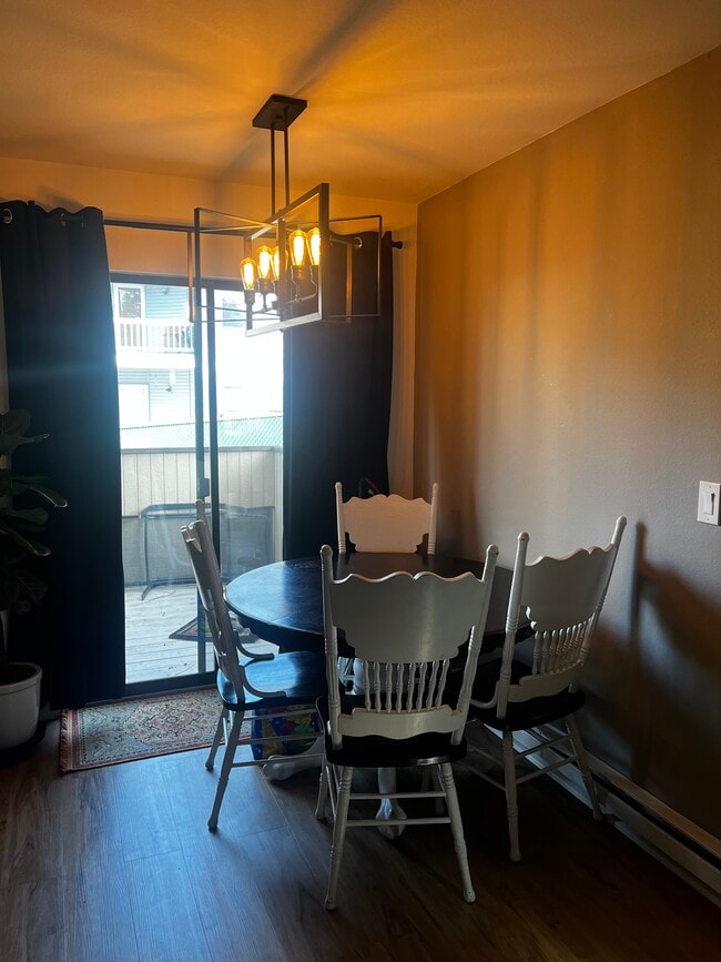 8204 N Ridgewood Dr Unit 6, Hayden, ID 83835 Condo for Rent in Hayden