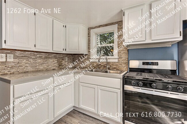 Foto del edificio - 1262 Ford Ave NE