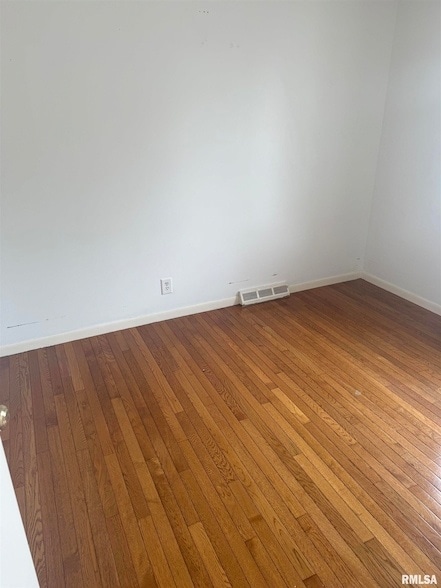 Building Photo - 3060 Parkwild Dr