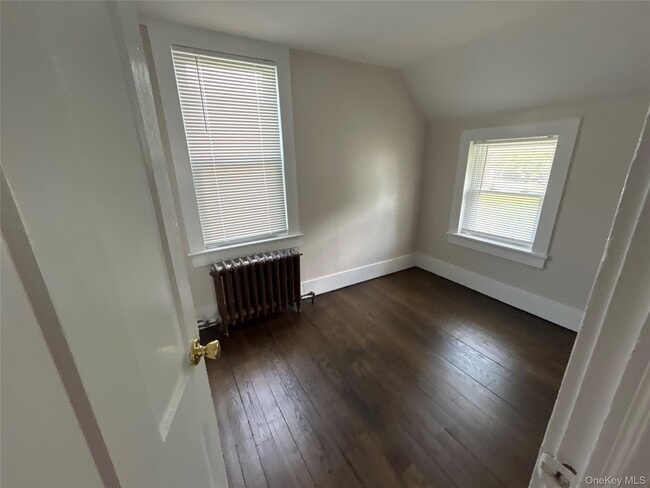 Foto del edificio - 5-5 Millerton Green Cir