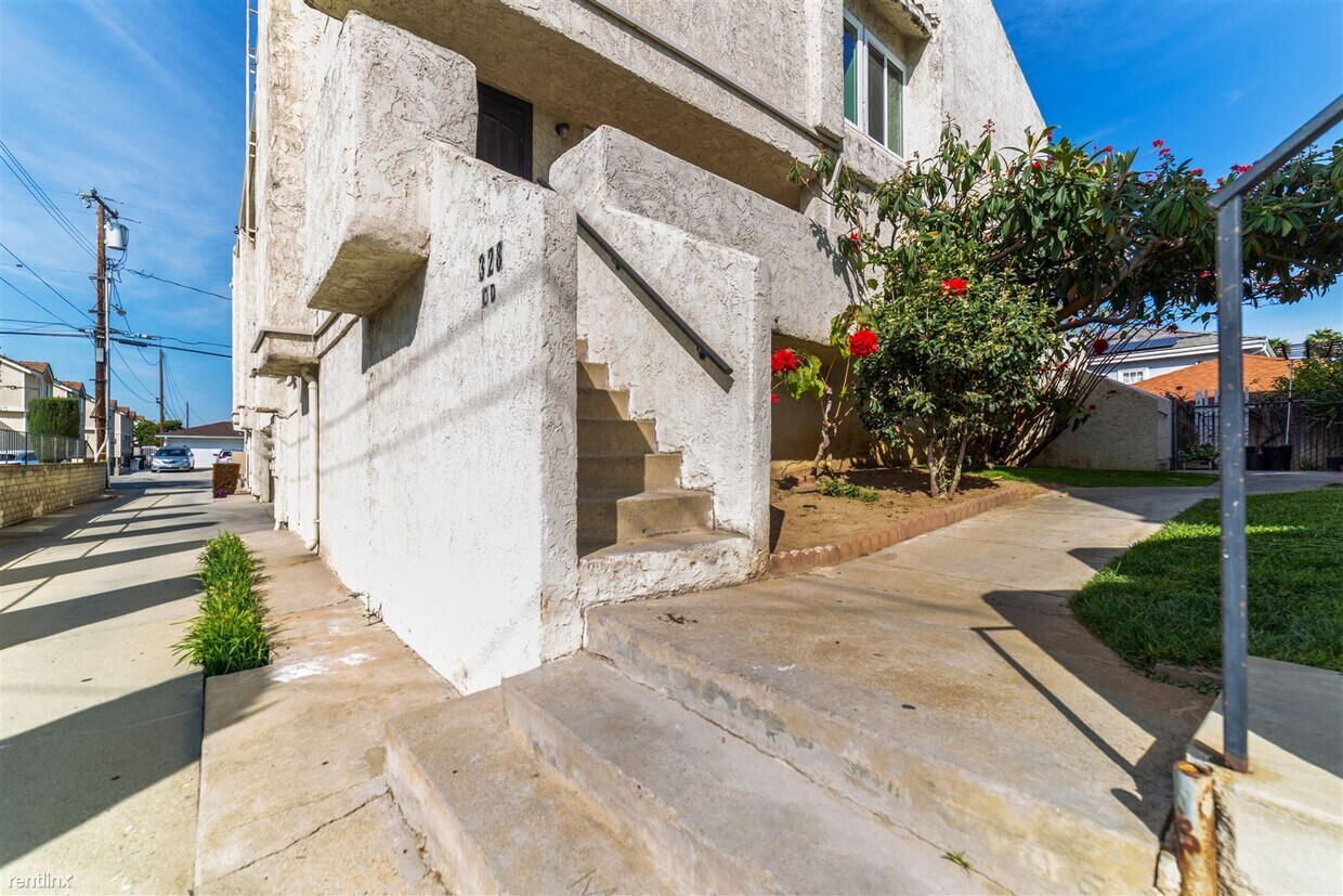 3 br, 2.5 bath Condo 328 South Pomelo Av... Condo for Rent in