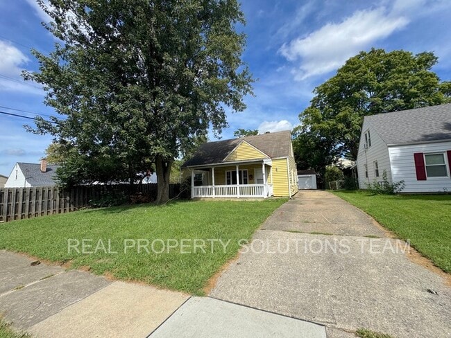 Building Photo - 928 Blenheim Rd