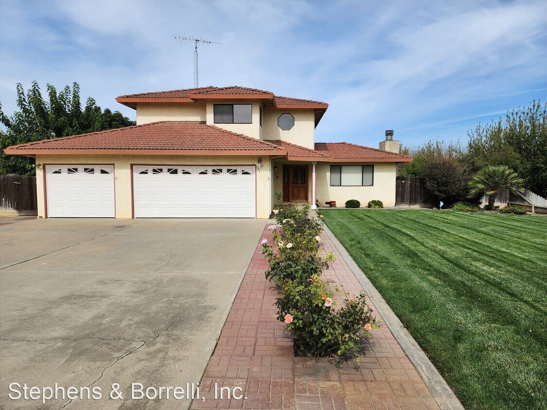 Foto principal - 4 br, 2 bath House - 1137 Villa Manucha