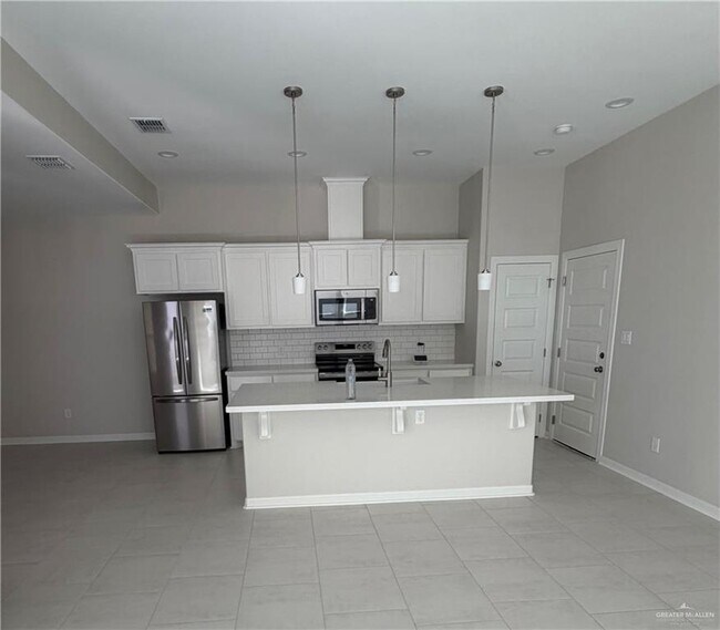 Foto del edificio - 13 N 15th St