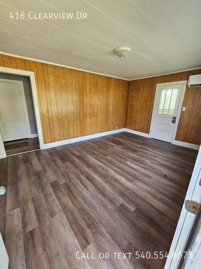 Building Photo - 416 Clearview Dr