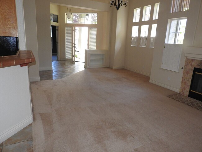 Foto del edificio - Beautiful Granite Bay Home in Gated Community
