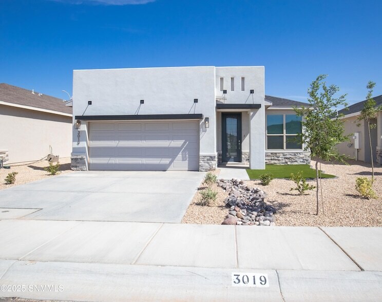 Foto principal - 3019 San Jenaro Dr
