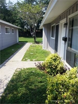Building Photo - 1245 N LBJ Dr