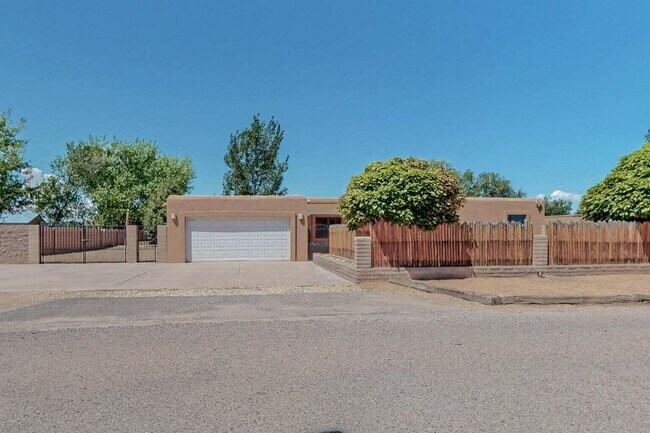 Foto del edificio - 501 Calle De