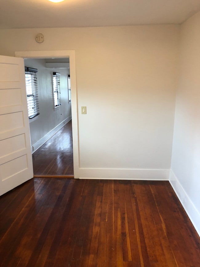 Bedroom - 6067 Roy St