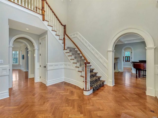 Foto del edificio - 1180 Cove Edge Rd