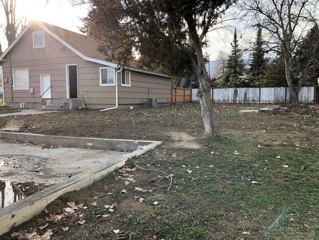 Building Photo - 1408 Walnut St