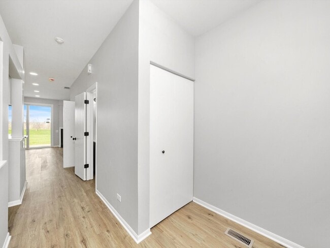 Building Photo - 2589 Arcadia Cir