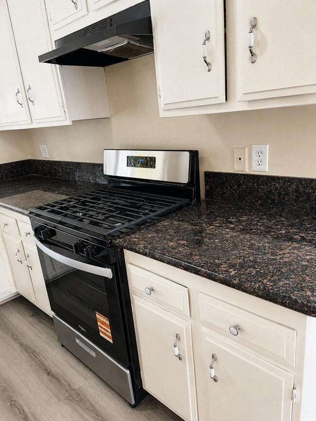Building Photo - 13251 Destino Pl