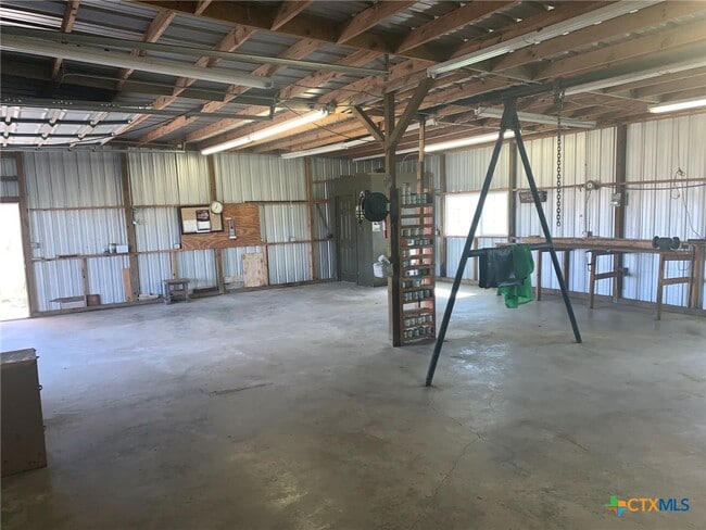 Building Photo - 10704 TX-185
