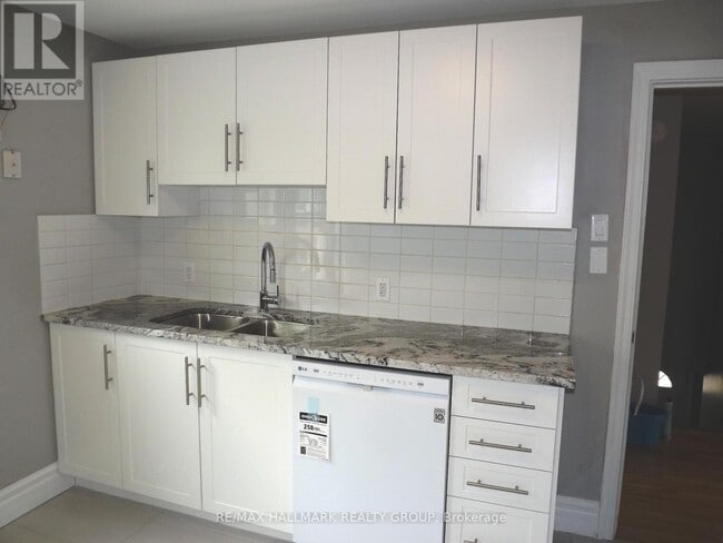 Photo du bâtiment - 570 Gladstone Ave