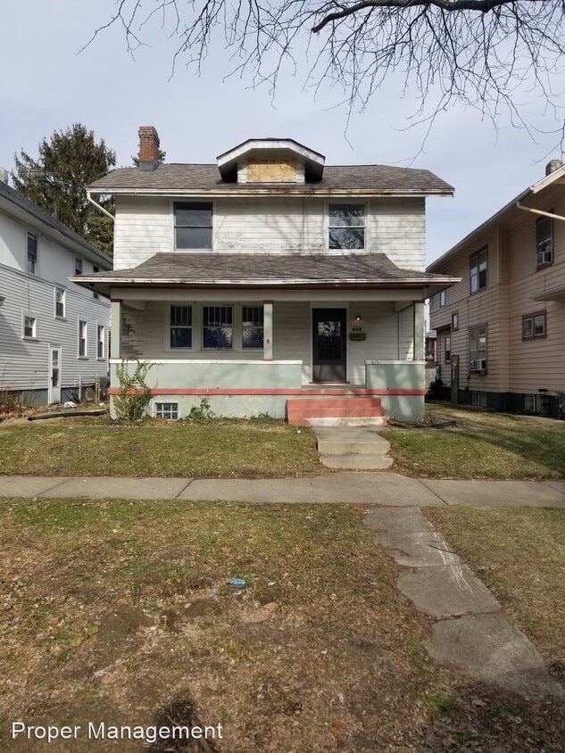 4 br, 1.5 bath House 613 Homewood Ave House Rental in Dayton, OH