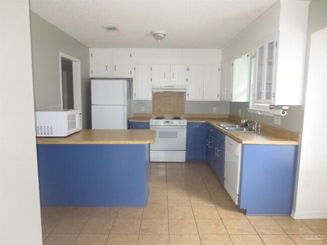 Foto del edificio - 1330 El Sereno Pl