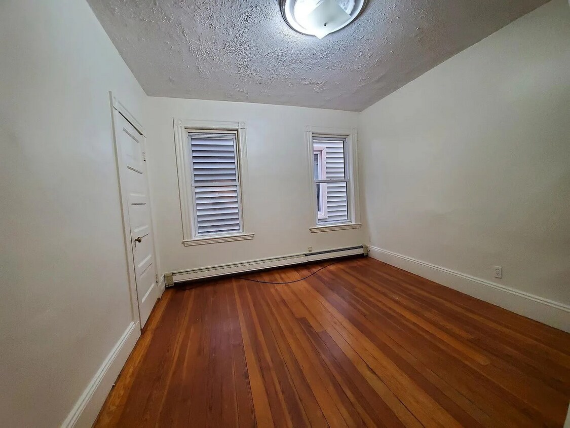 Foto principal - 9 Fulkerson St
