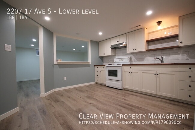 Building Photo - Recently renovated 1 bed, 1 bath and offic...