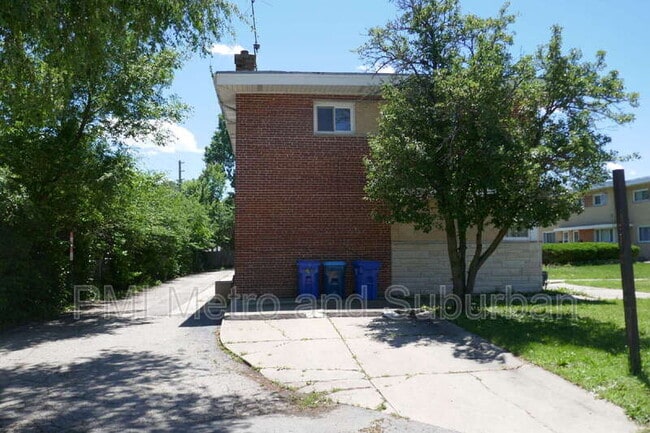 Building Photo - 37 E Judith Ann Dr