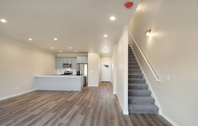 Building Photo - 2213 DeJong Dr