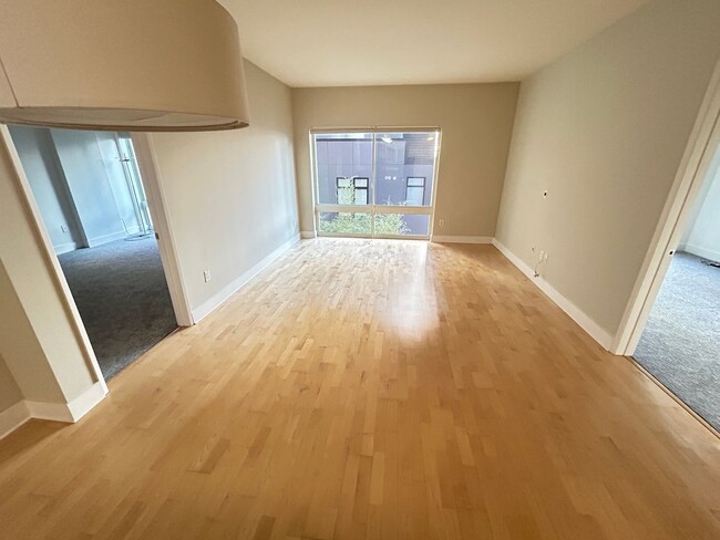 Foto del edificio - Epic REA - Great 2 BR/2 Ensuite BA Condo w...