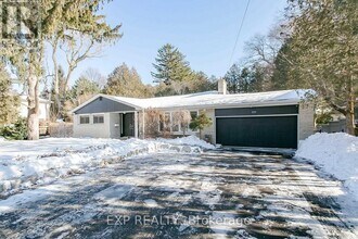 Building Photo - 234 Pinetree Way