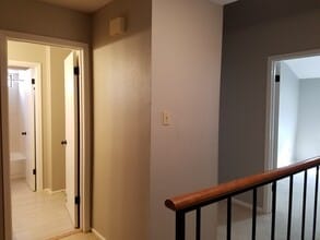 Building Photo - 335 Harmony Ct