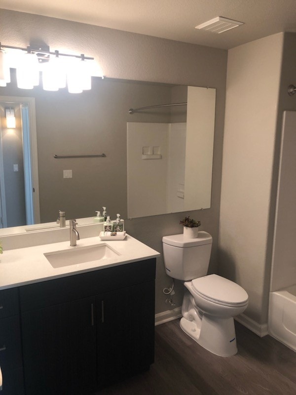 Premium Bathroom - Sonoma Ridge Apartments